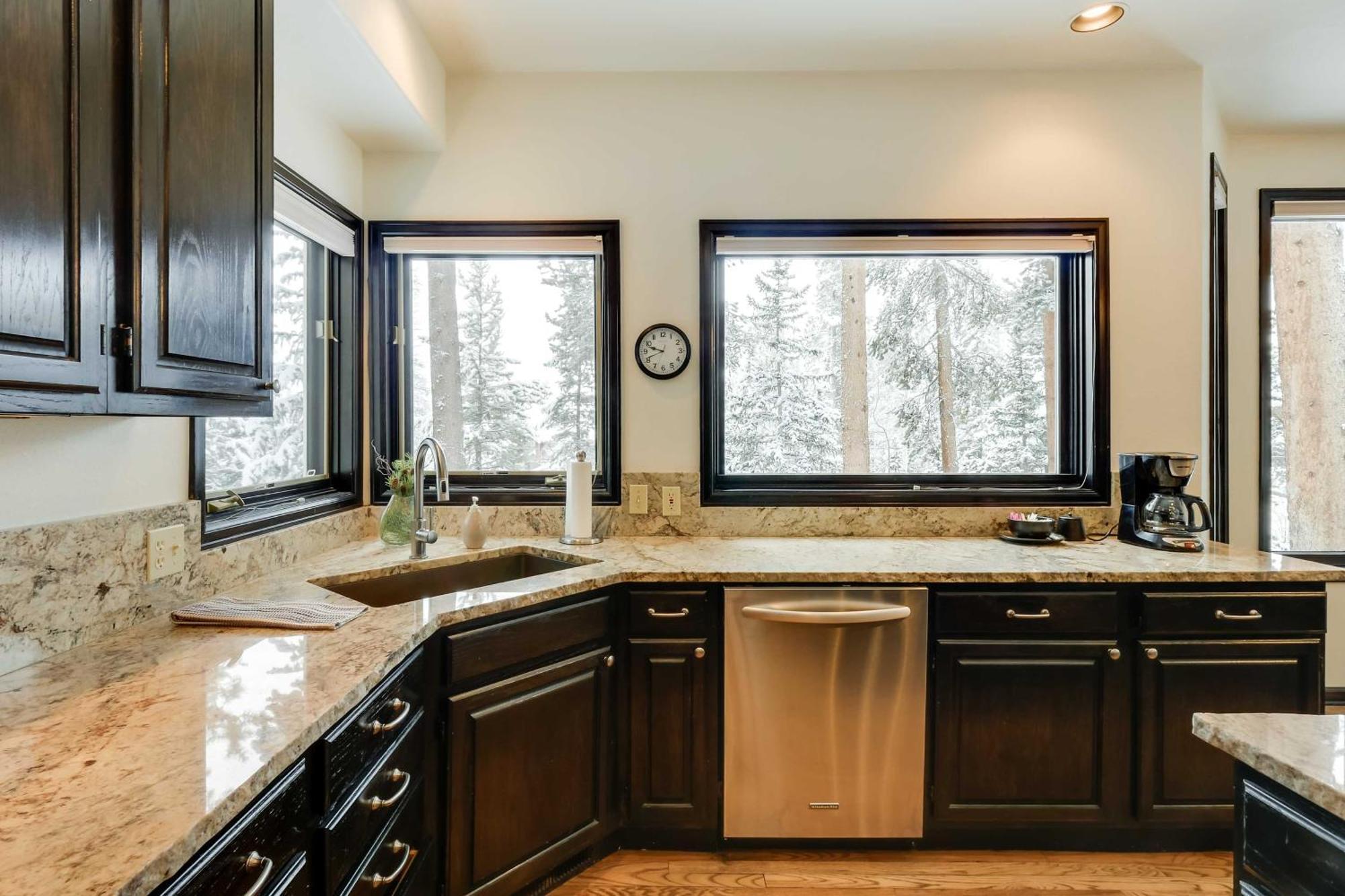 Idyllic Forested Breck Home Hot Tub And Ski Shuttle Breckenridge Exterior photo