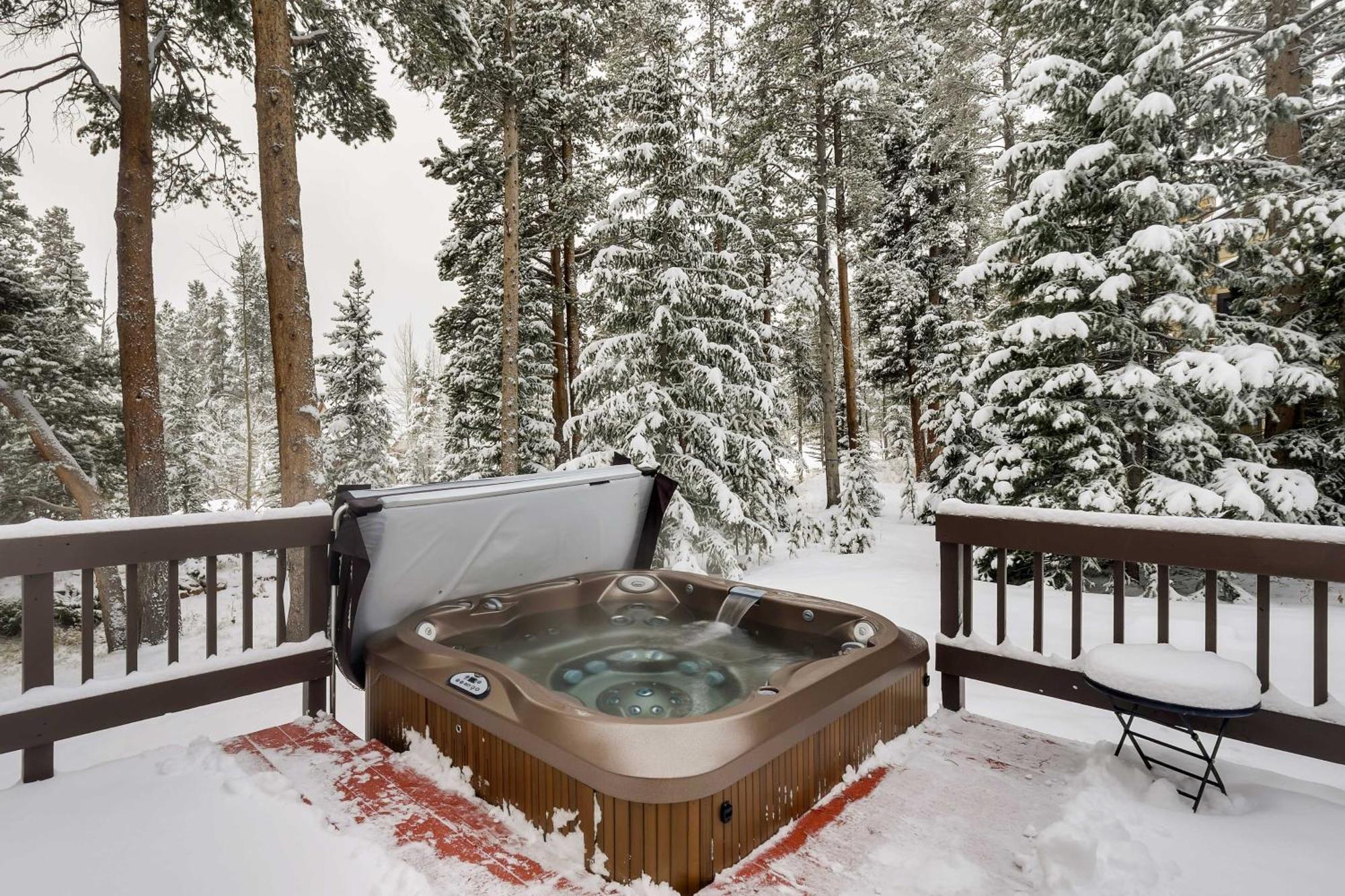 Idyllic Forested Breck Home Hot Tub And Ski Shuttle Breckenridge Exterior photo